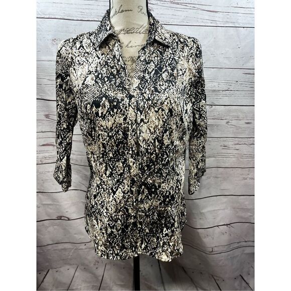 Dana Buchman‎ small animal print button down blouse 3/4 sleeves (#1985) - Picture 1 of 4